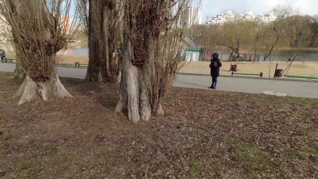 Chisinau: "Долинка" (Valea Trandafirilor) Долина Роз 2022 - Весна!