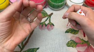 МК. Пасхальные яйца из бисера. Вязание с бисером для начинающих