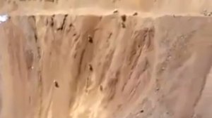 Захватывающий подъём в гору на мотоциклах