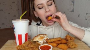 Мукбанг бургер, крылышки,сырные подушечки KFC ? || Ревную мужа?? Весь спектр эмоций за одну ночь ?