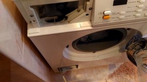 Стиральная машина Miele w986 , Моргает индикатор Spulen