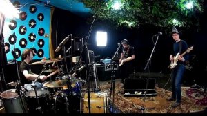 Группа Искра - Недобрая луна (cover Creedence Clearwater Revival)
