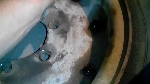 Как заклеить прокол на колесе от прицепа 2ПТС4 смотреть онлайн