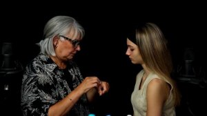 ASMR - MAKEUP ARTIST does my MAKEUP! (Makeup tutorial)