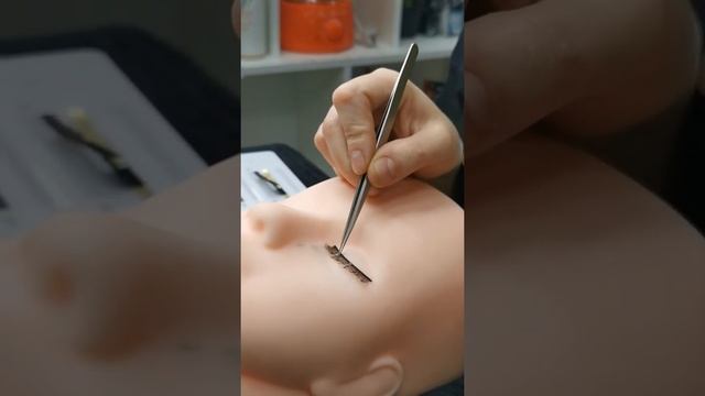 Как снимать искусственные, нарощенные ресницы ресницы смотреть онлайн