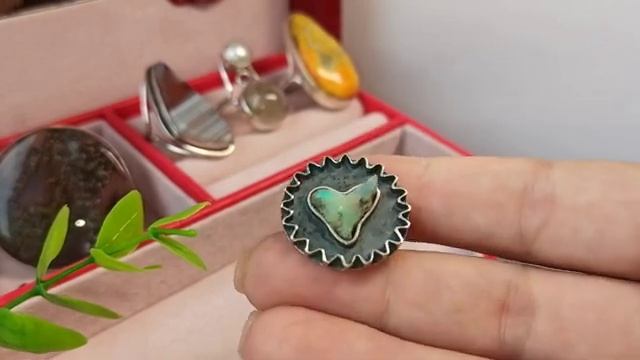 Серебряные кольца с натуральными камнями (48)