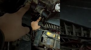 Ниссан АД 2002 года машина плавали обороты