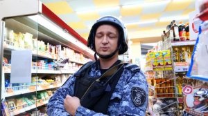 РОСГВАРДЕЕЦ НЕ ЗНАЕТ ЗАКОН! ЗАПРЕЩАЕТ СЪЕМКУ И ВЫЗЫВАЕТ ПОЛИЦИЮ.