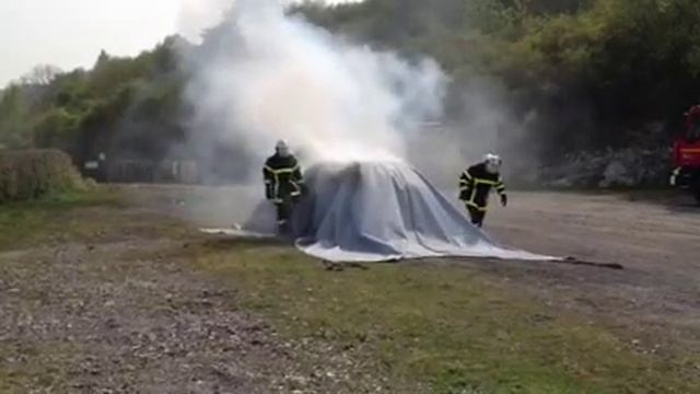 Способ тушения малогабаритного транспорта (автомобилей)