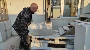 Разметка и выкладка ФРОНТОНА ИЗ ГАЗОБЛОКА своими руками Часть1