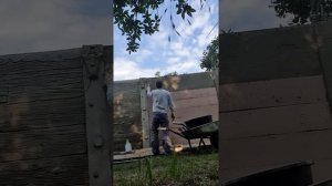 Делаем оформление забора артбетоном