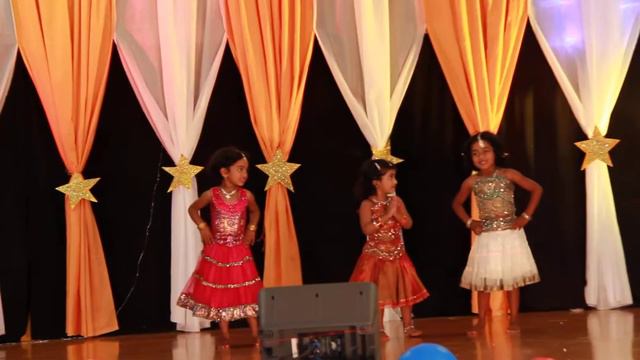 kids dance 2014 Bangalore Days Mangalyam Song смотреть онлайн