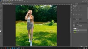 BLUR BACKGROUND: how to blur the background in photoshop - a simple effect in 2 minutes.