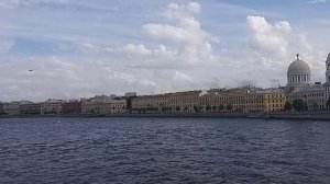 Центр города Санкт-Петербурга и фестиваль песчанных фигур.mp4