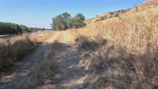 ВЕЛОпокатуха/ Спуск к Реке Кубань/ Рекомендовано к просмотру #video #велопоездка #видео #армавир смотреть онлайн