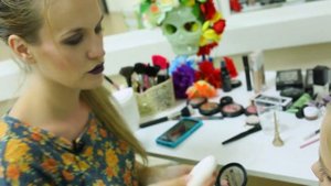 Макияж на Хэллоуин Богиня смерти или мексиканский череп