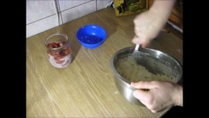 Творожно-сметанный крем с клубникой