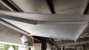 Кассетная маркиза для автомобиля Kampina-V250x2