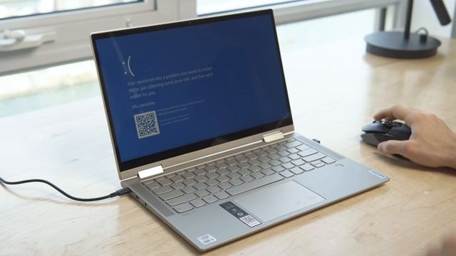 Lenovo Yoga C740 Review - Should YOU Buy a Budget Laptop OR a Discounted Laptop from Last Year? смотреть онлайн