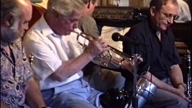 Brian White's Magna Jazz Band Misty Morning смотреть онлайн