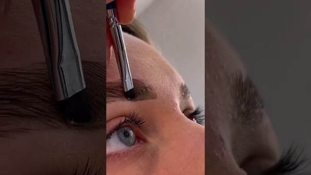 А вы бы как поступили? #брови #бровист #ламинированиебровей