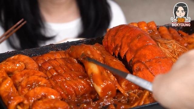 요리 먹방 :) 매콤한 불닭 떡볶이(랍스터, 새우, 버섯, 가래떡 떡볶이, 핫바, 어묵, 비엔나)~.