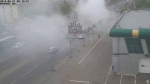 Автобус дымит