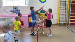 Народная игра "Золотые ворота"