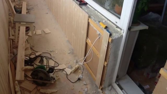 Отделка, утепление балкона/лоджии вагонкой. Finishing a balcony / loggia with clapboard смотреть онлайн