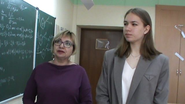 Учитель химии Гимназии № 1 Новотроицка  И В  Мельникова подготовила 100 бальника ЕГЭ