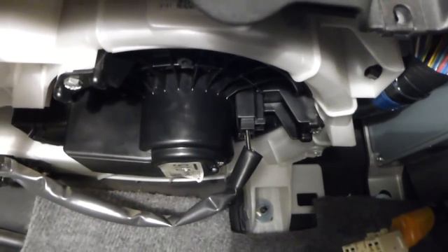 Замена моторчика (вентилятора) печки на ПРАДО 120 смотреть онлайн