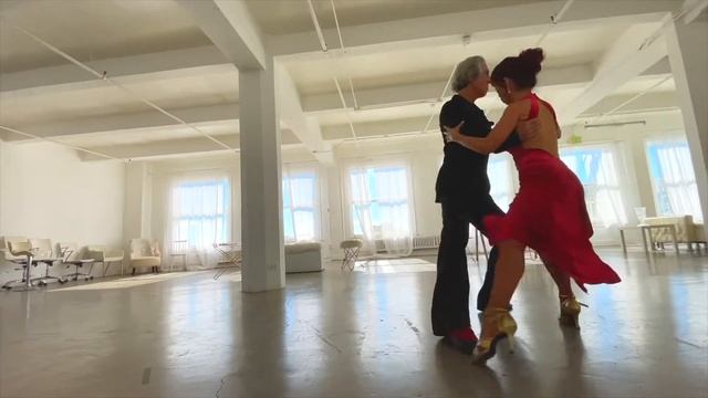 Jordi Caballero - Dance Extravaganza смотреть онлайн