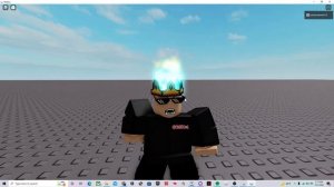 SHOWCASING THE NEW 8 BIT ROYAL CROWN HAT! (Roblox)