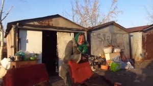 САНБОЙ ПОДСЕЛЯЕТ СОБУТЫЛЬНИКОВ К БОМЖАМ [АРХИВ]