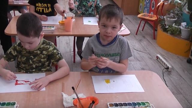 Рисование в старшей группе компенсирующей направленности "Дом такой, какой хочу".