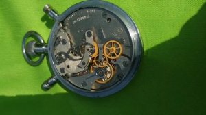 Секундомер Слава. Кнопки работают, механизм работает, при перевороте останавливается. Лот 1284