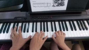 Поём с детьми под аккомпанемент песню "Сорока-ворона"