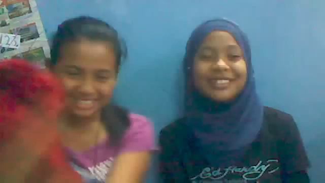 Camelia arissha and nur elysya-The Climb смотреть онлайн