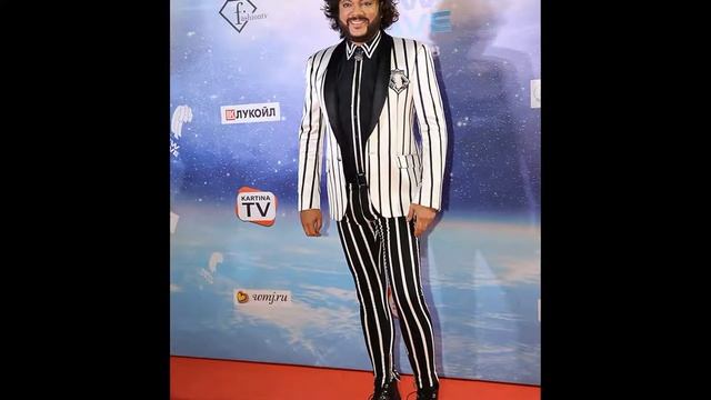 «Мне для тебя ничего не жалко»: Киркоров обещал подарить Баскову iPhone XS Max. смотреть онлайн