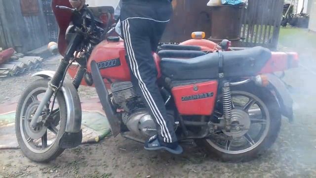 Заводим после 3 лет простоя ИЖ Планета 5//Хороший сохран!