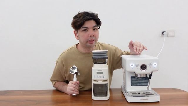 Petrus Coffee Machine PE3690s Unboxing, Review and Making Coffee смотреть онлайн