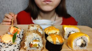 АСМР ЕДА СУШИ • ASMR SUSHI(Rolls) EATING SOUNDS • Girl&food ASMR