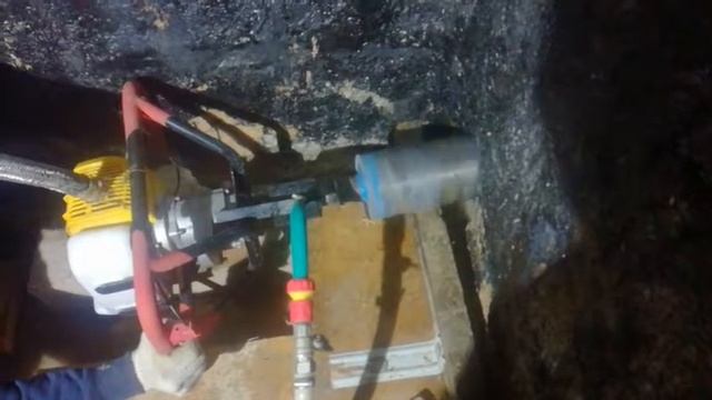 Алмазное бурение мотобуром Iron Mole GCD 53