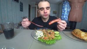 МУКБАНГ ПЛОВ С ГОВЯДИНОЙ / САЛАТ - ЯЙЦО, ГОРОХ / СОСИСКИ/ ЧЕБУРЕК/ Mukbang EATING / ASMR / АСМР #941