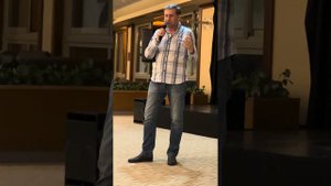 Александр Вулых читает стихи "Провинциальный роман", "Спортволна 2023"