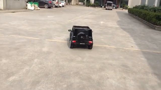 Детская машина на аккумуляторе Mercedes G65 AMG смотреть онлайн