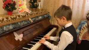 SOFT MOZART Winter Recital 2020-2021 Vitya (8) plays  "На катке" Лонгшамп-Друшкевичева