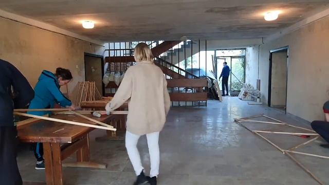 Евгений Горелов и Ко, сбор треугольников для купольного дома