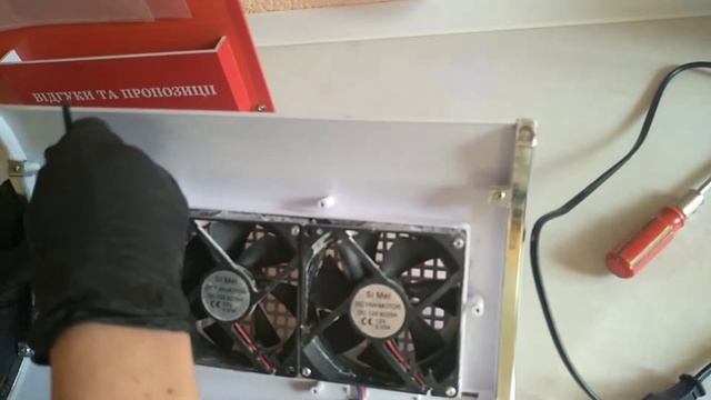 Разбираю и вычищаю маникюрную вытяжку смотреть онлайн