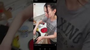 Катя;Гительман Руслан Гительман, Монгол, Саня Бык, Иришка Чики ,пики Безумный Паша